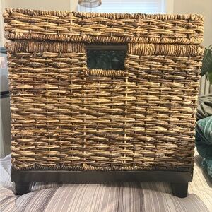 Woven Seagrass Storage Basket with Lid - Natural Brown